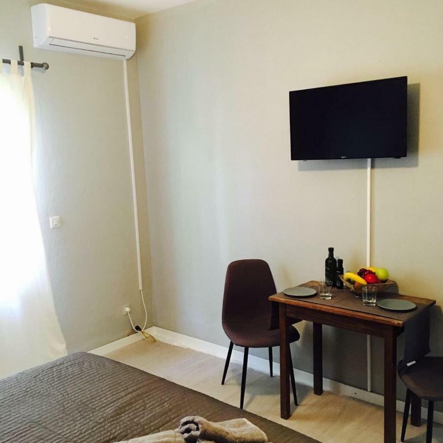 Bed & Breakfast Kurtic Supetar Bagian luar foto